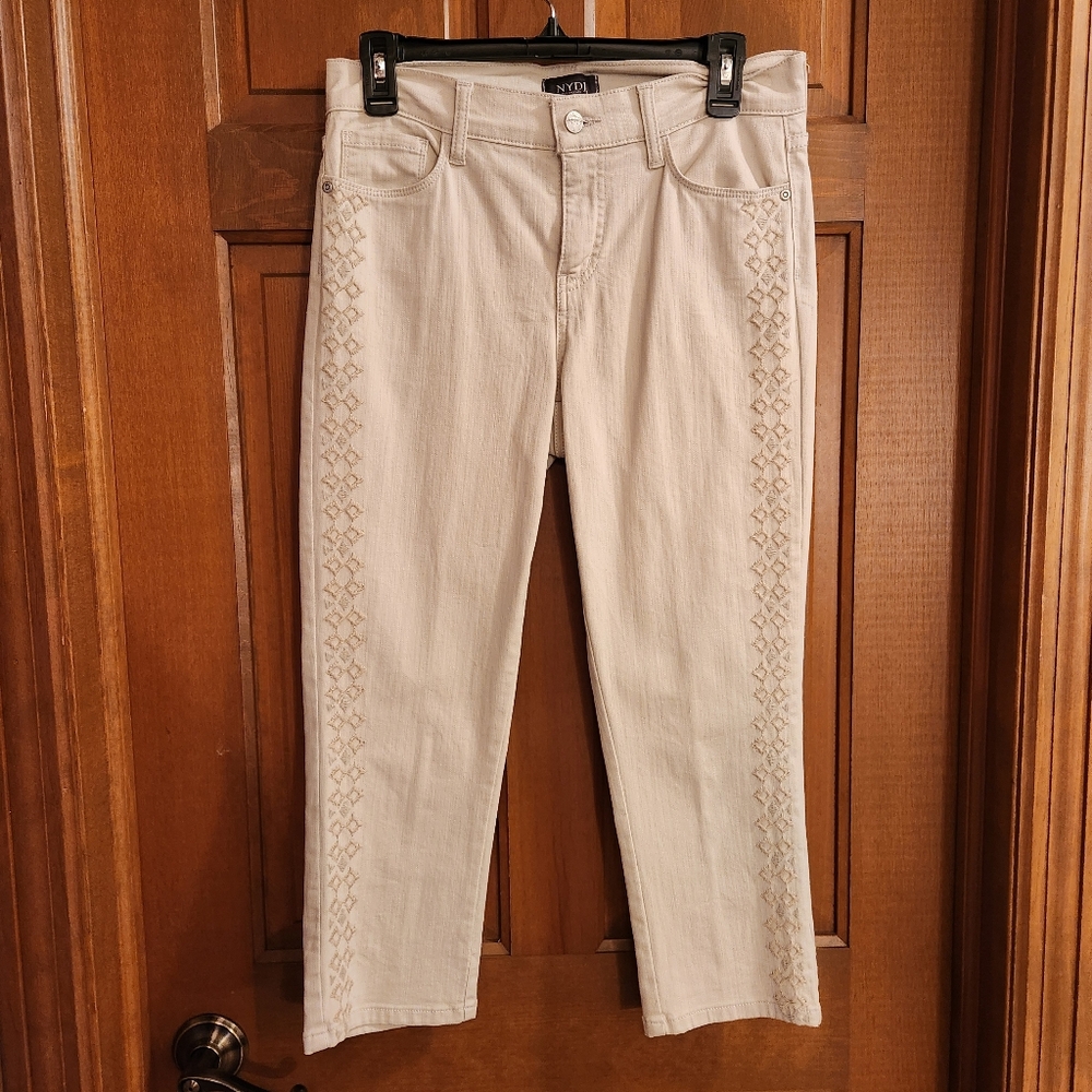 NYDJ Alina Jean Capri  (Lift X Tuck Technology)Size: 4, Beige